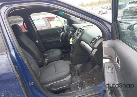 2017 Ford Police Interceptor z USA, uszkodzony, nr VIN 1FM5K8AT3HGC25647